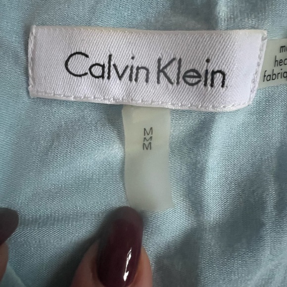 Calvin Klein Leopard V Neck Top - Picture 3 of 4
